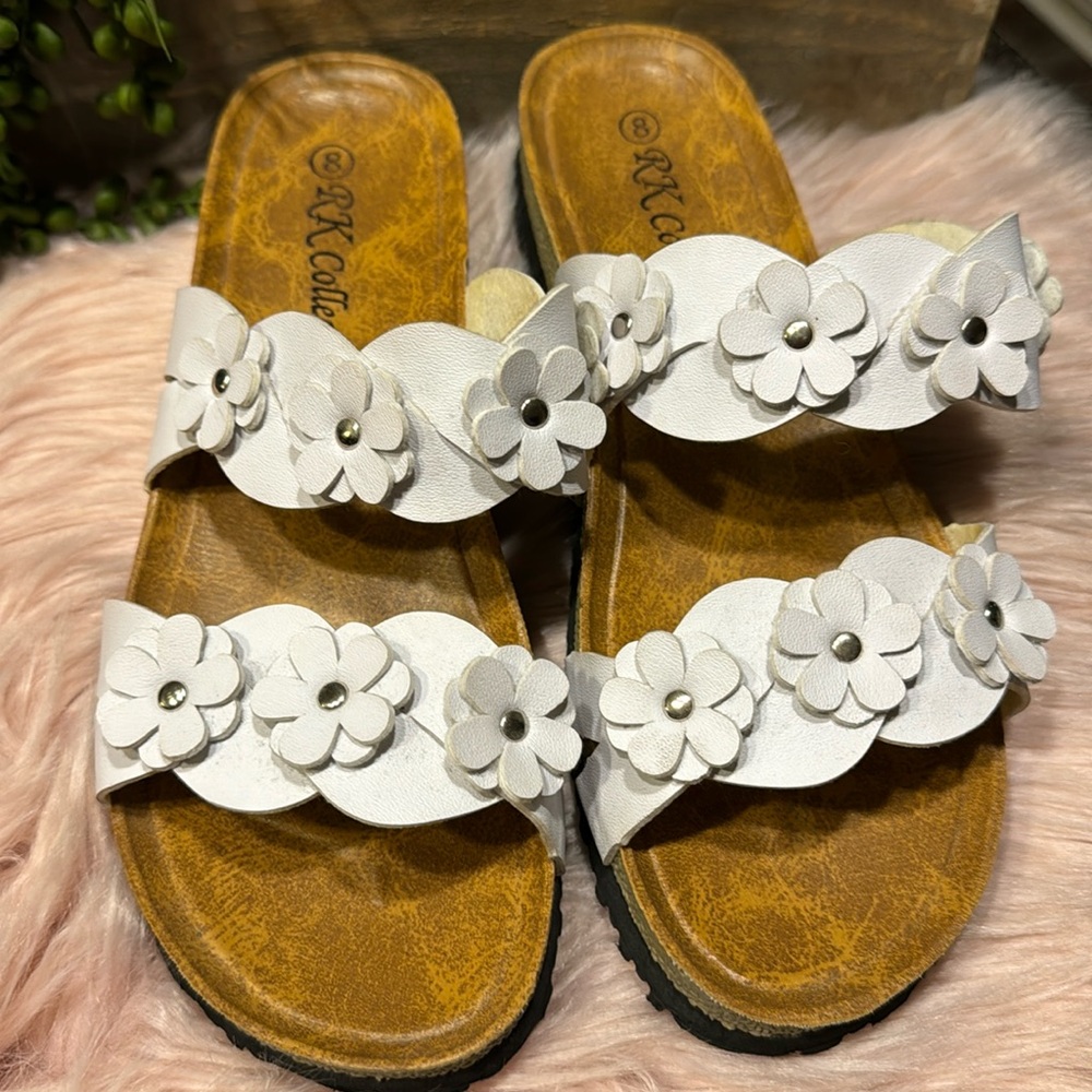 Women’s Sandals